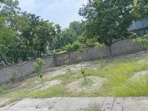 জমির পরিমাণ ২.৫৫ কাঠা। ক্যান্টনমেন্ট মেইন গেট থেকে অর্ধ মিনিট।
