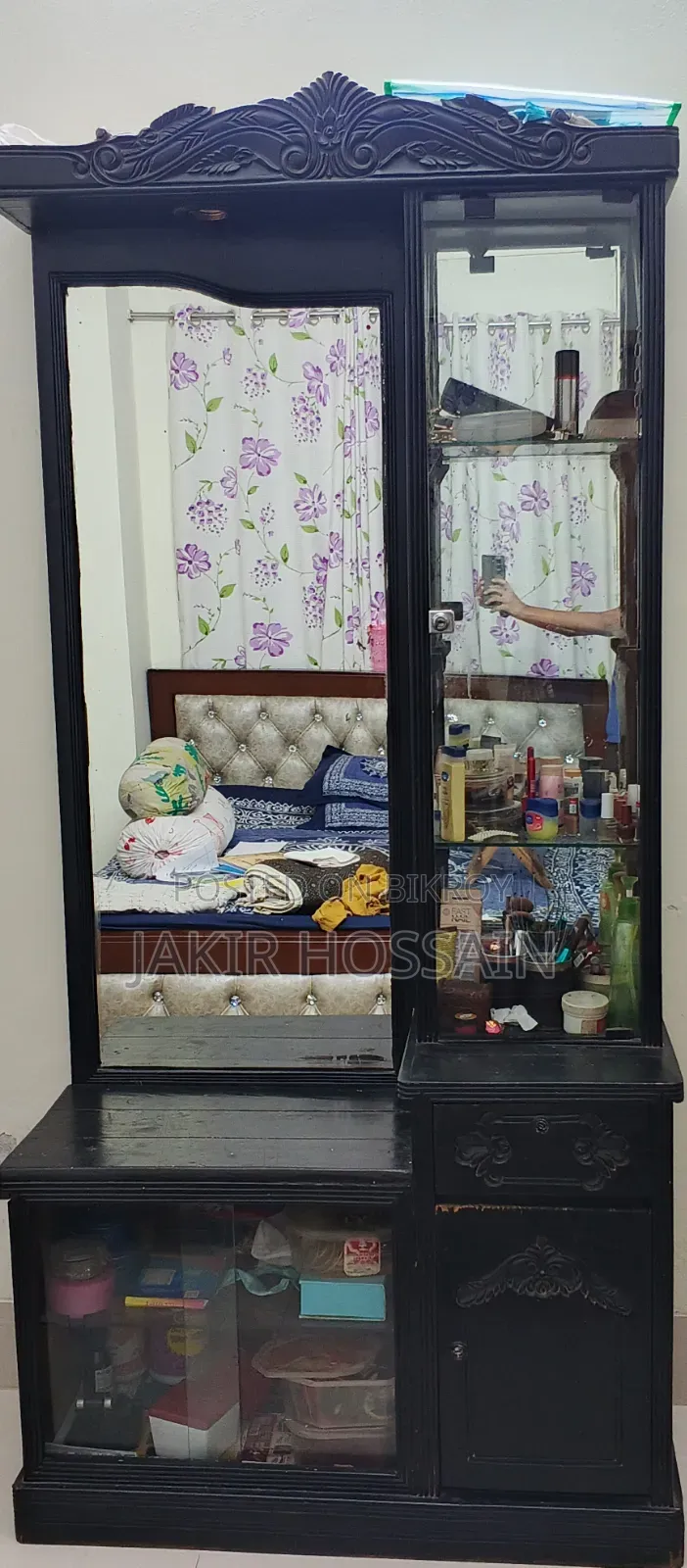 Dressing Table.