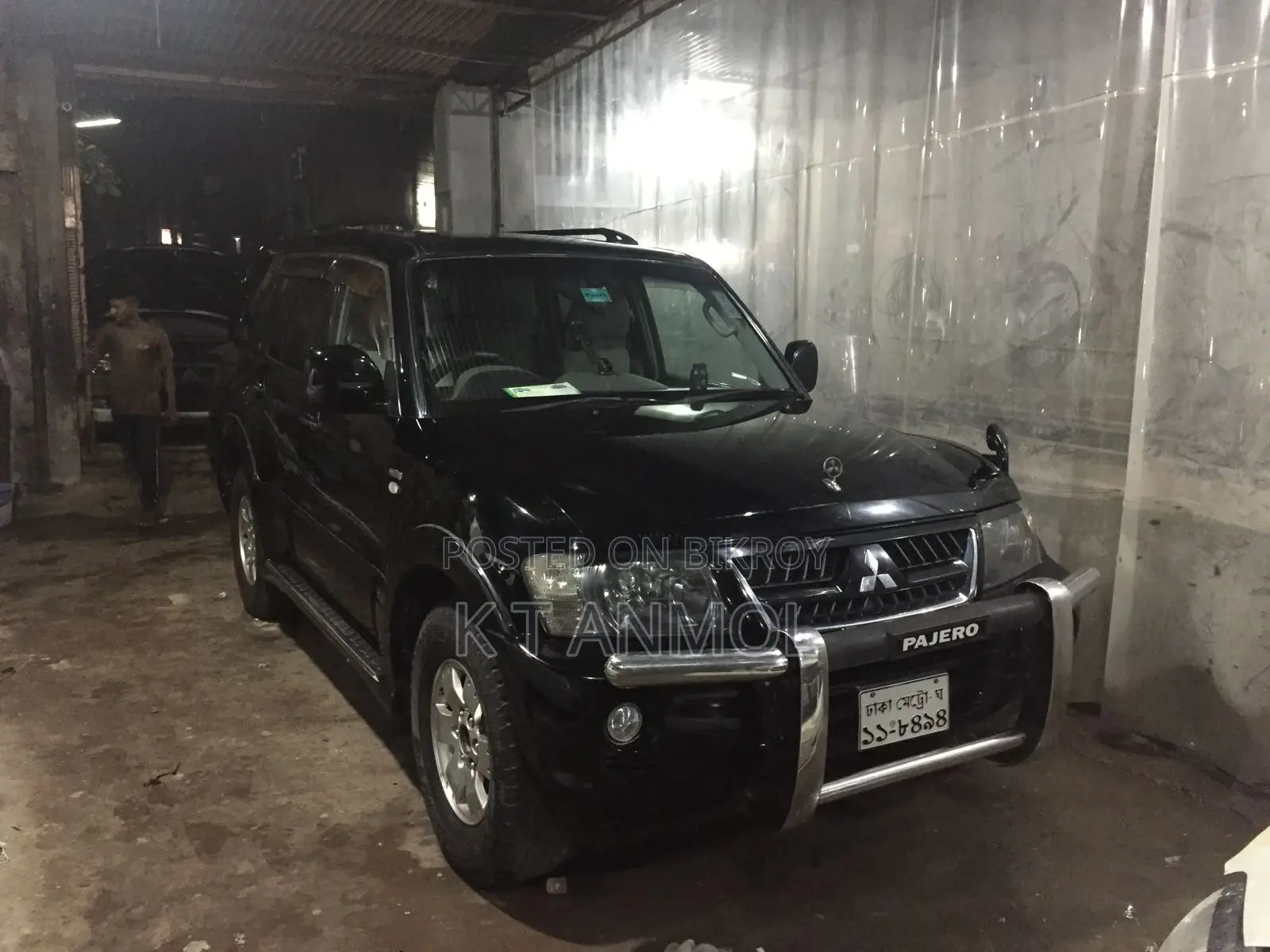 Mitsubishi Pajero 2004 Black