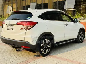 Honda Vezel 1.5 2WD 2014 White
