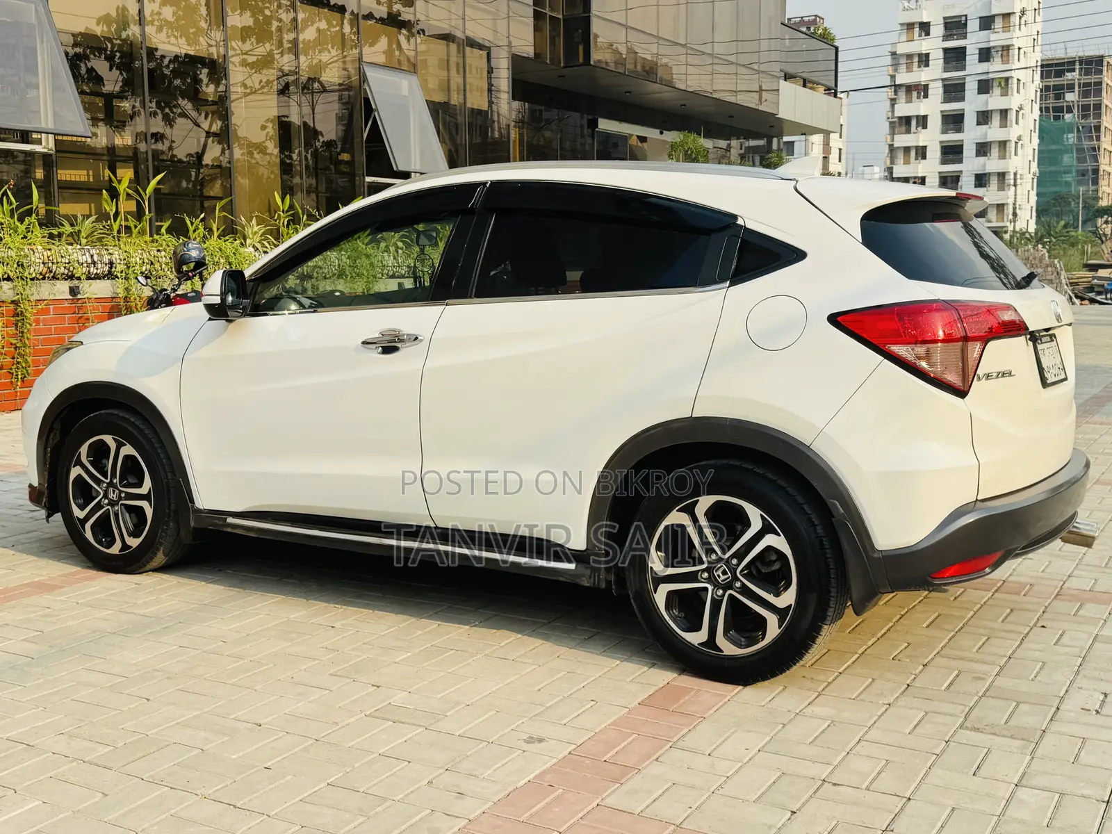 Honda Vezel 1.5 2WD 2014 White