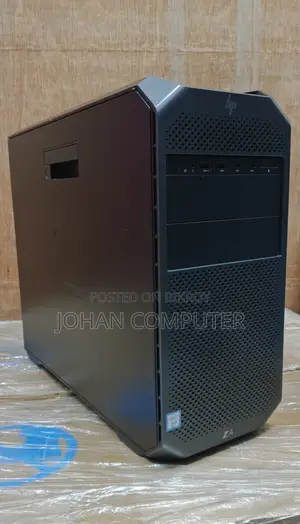 Desktop Computer HP 32GB Intel Xeon HDD 500GB