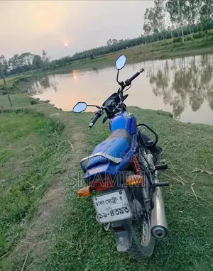 Bajaj 2004 Blue