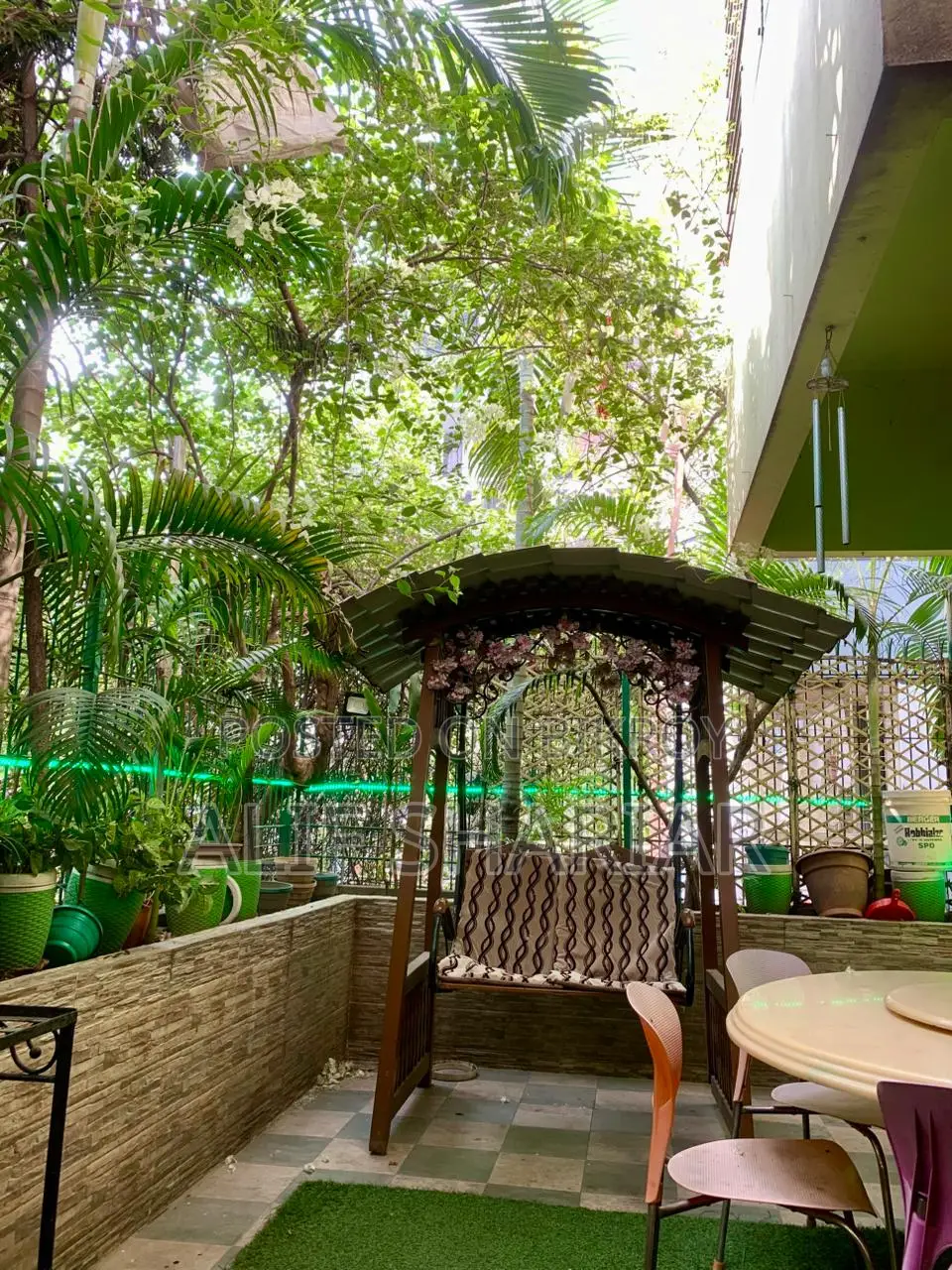 Furnished 7bdrm Apartment in Prantik Palace, Basundhara for Sale