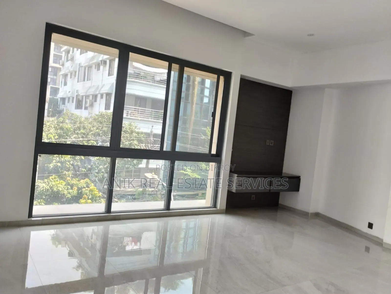 4-bedroom Apartment in Anik Real Estate, Baridhara for Rent
