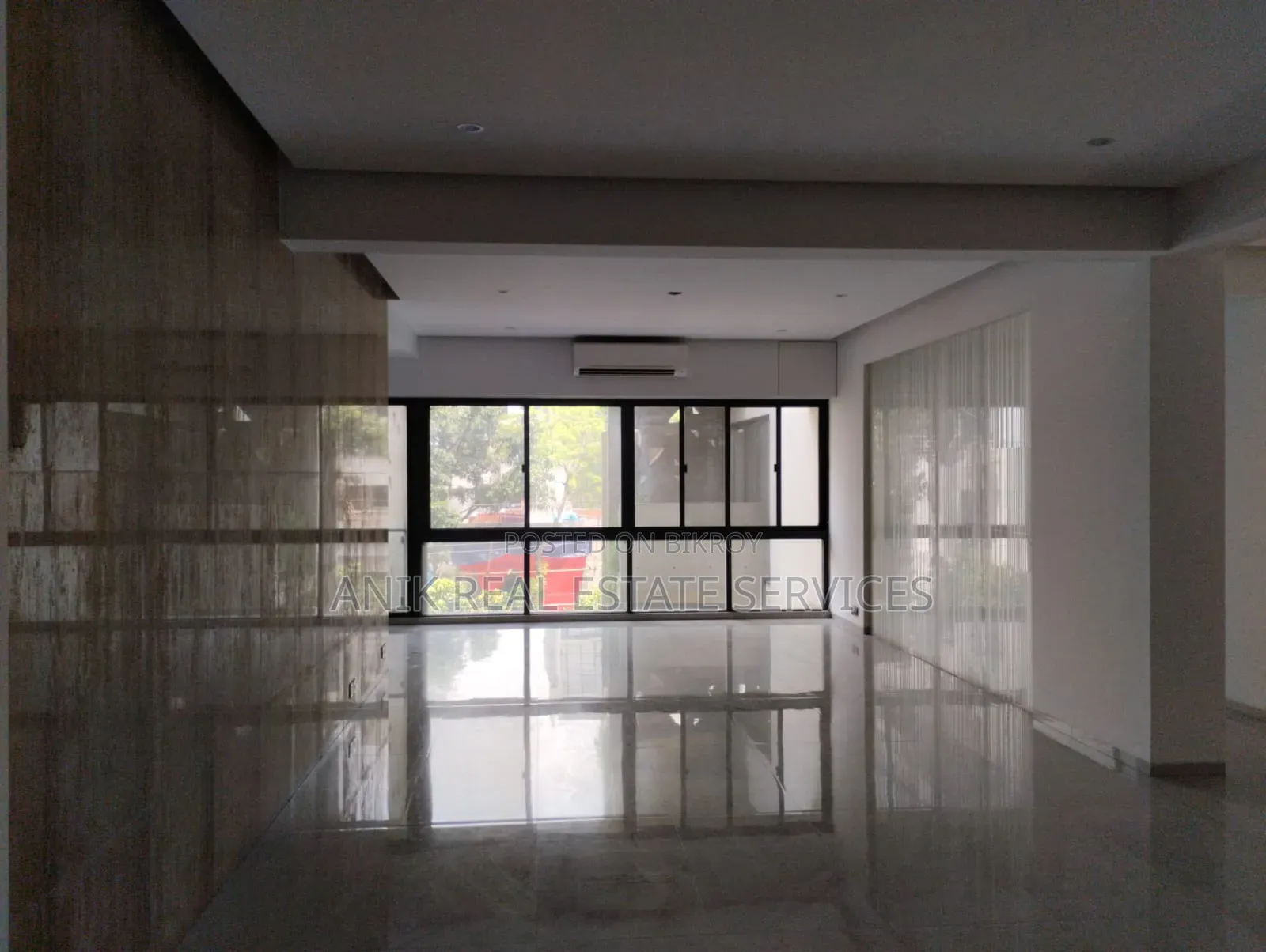 4-bedroom Apartment in Anik Real Estate, Baridhara for Rent