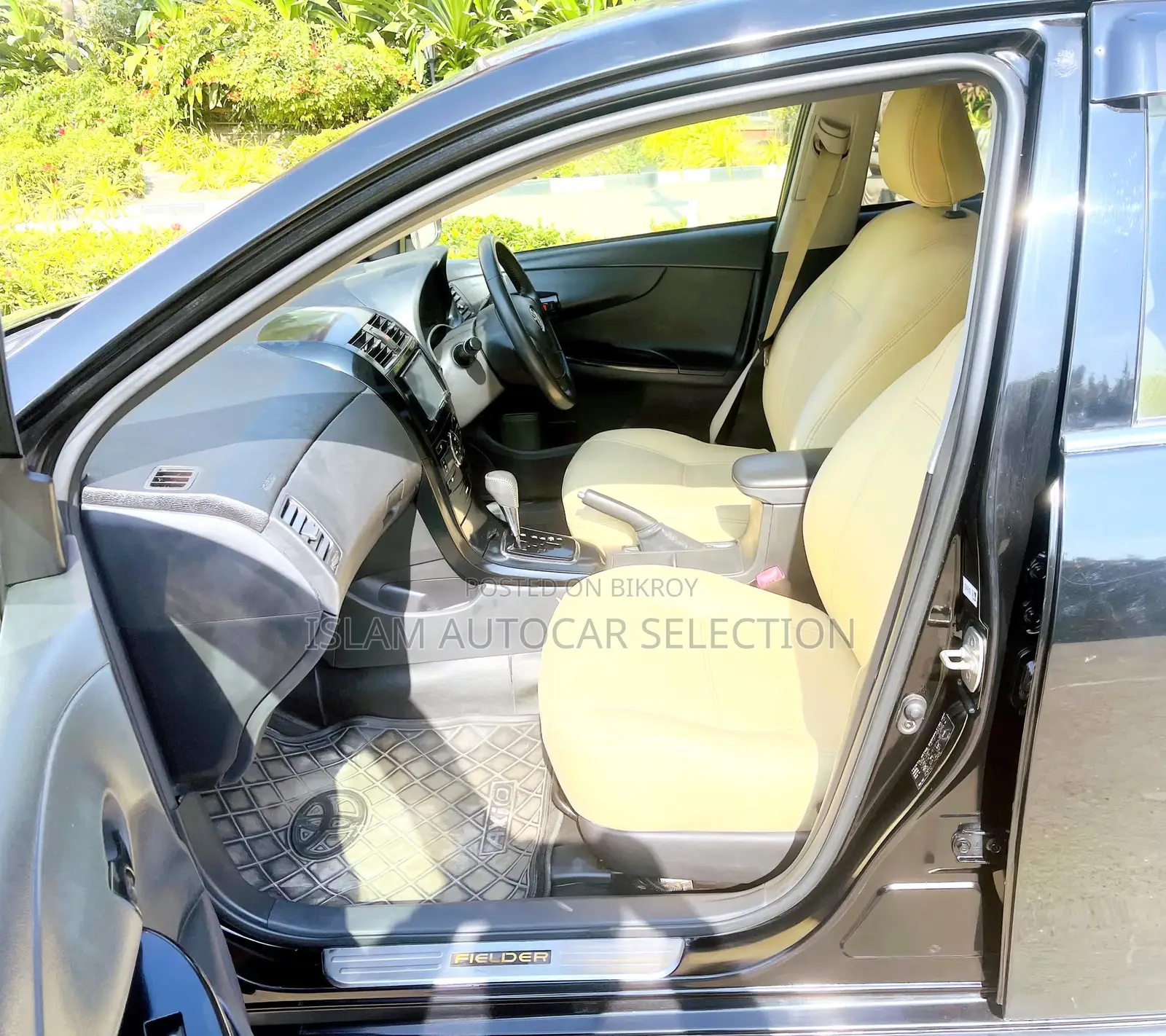 Toyota Corolla Fielder 2011 Black