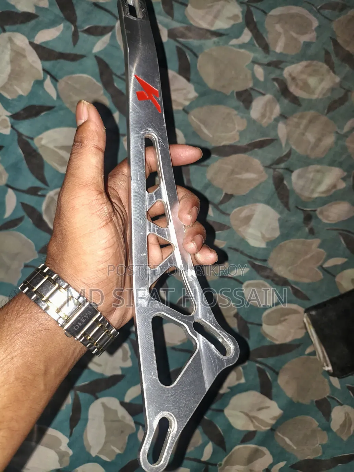 জিএসএক্সআর এক্সজস্ট ক্ল্যাম্প