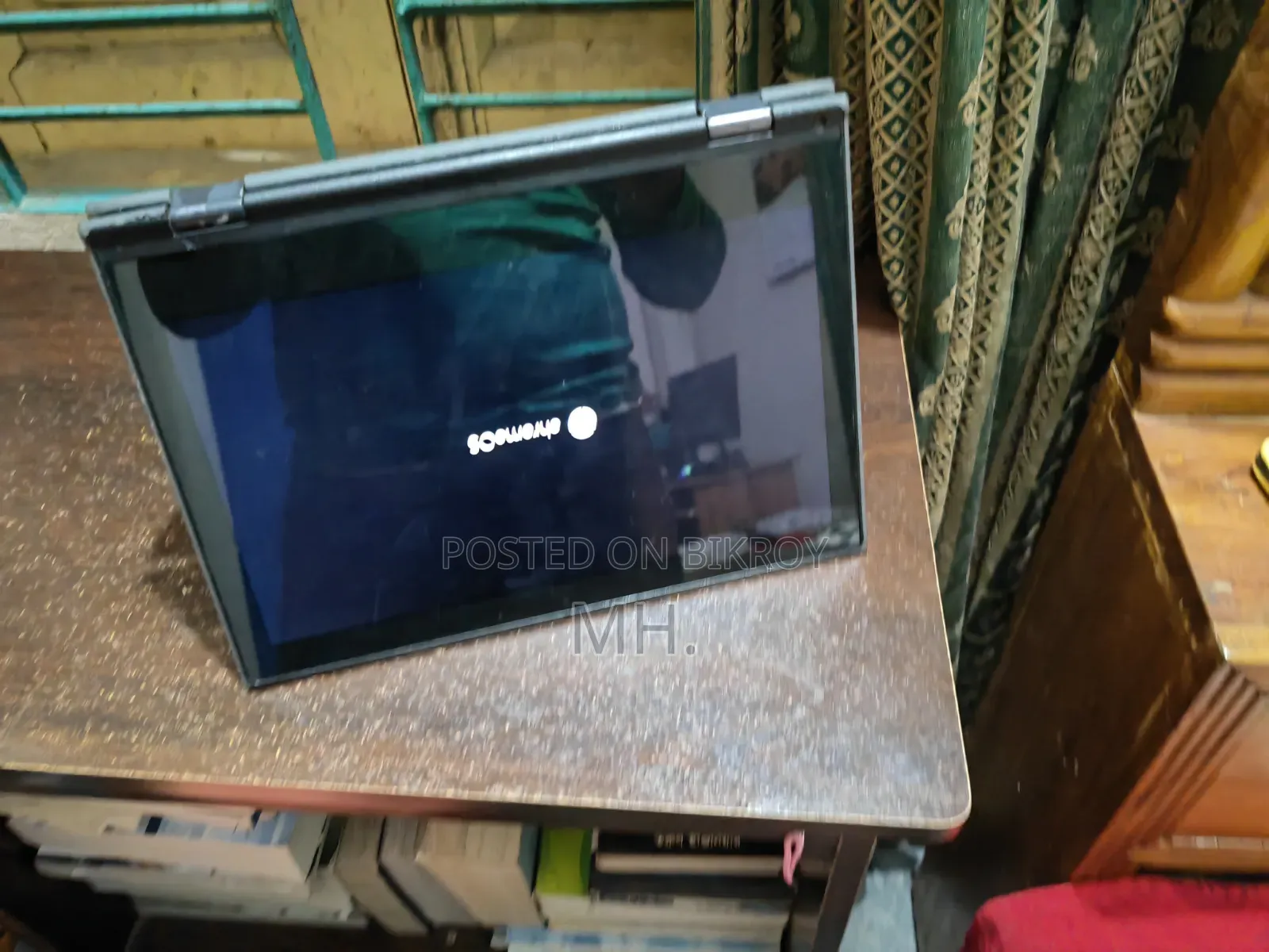 Laptop Lenovo 500e 4GB RAM Intel Celeron 32GB SSD