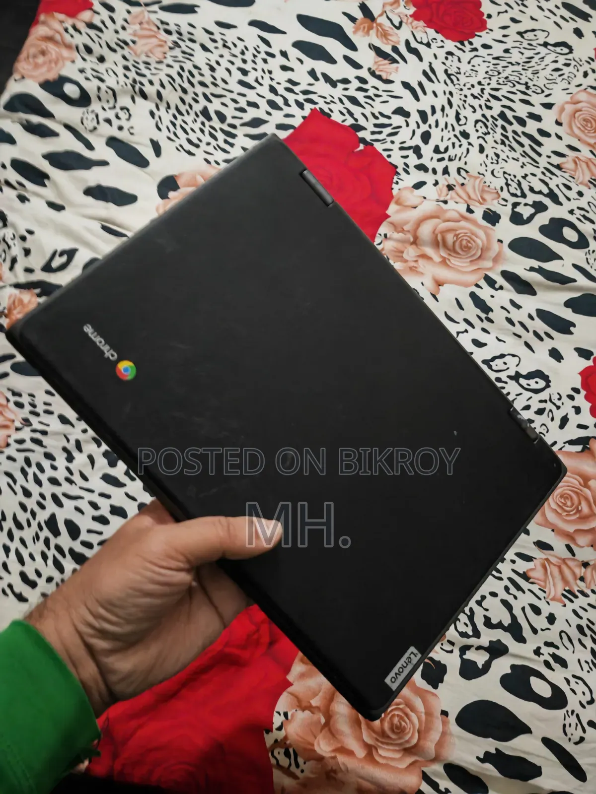 Laptop Lenovo 500e 4GB RAM Intel Celeron 32GB SSD
