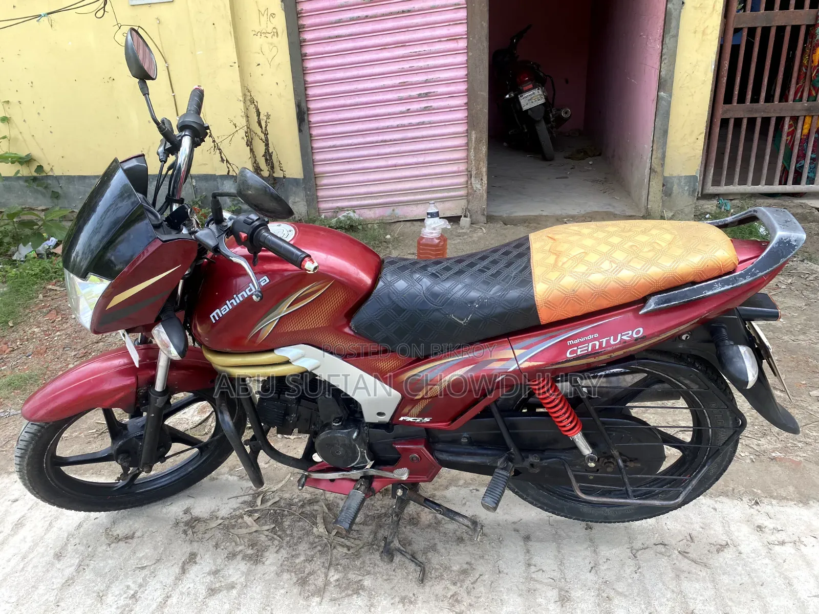 Mahindra Centuro 2016 Red