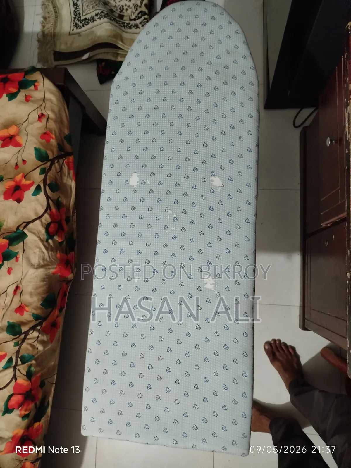 ফোল্ডেবল আইরন টেবিল