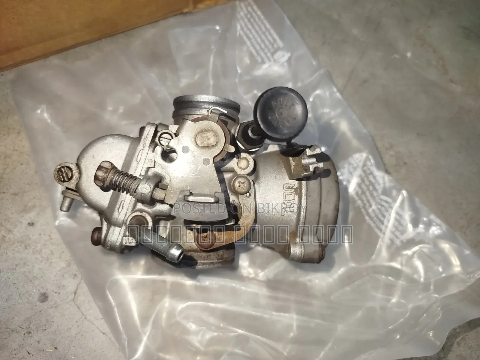 Pulsar UG4 Carburetor