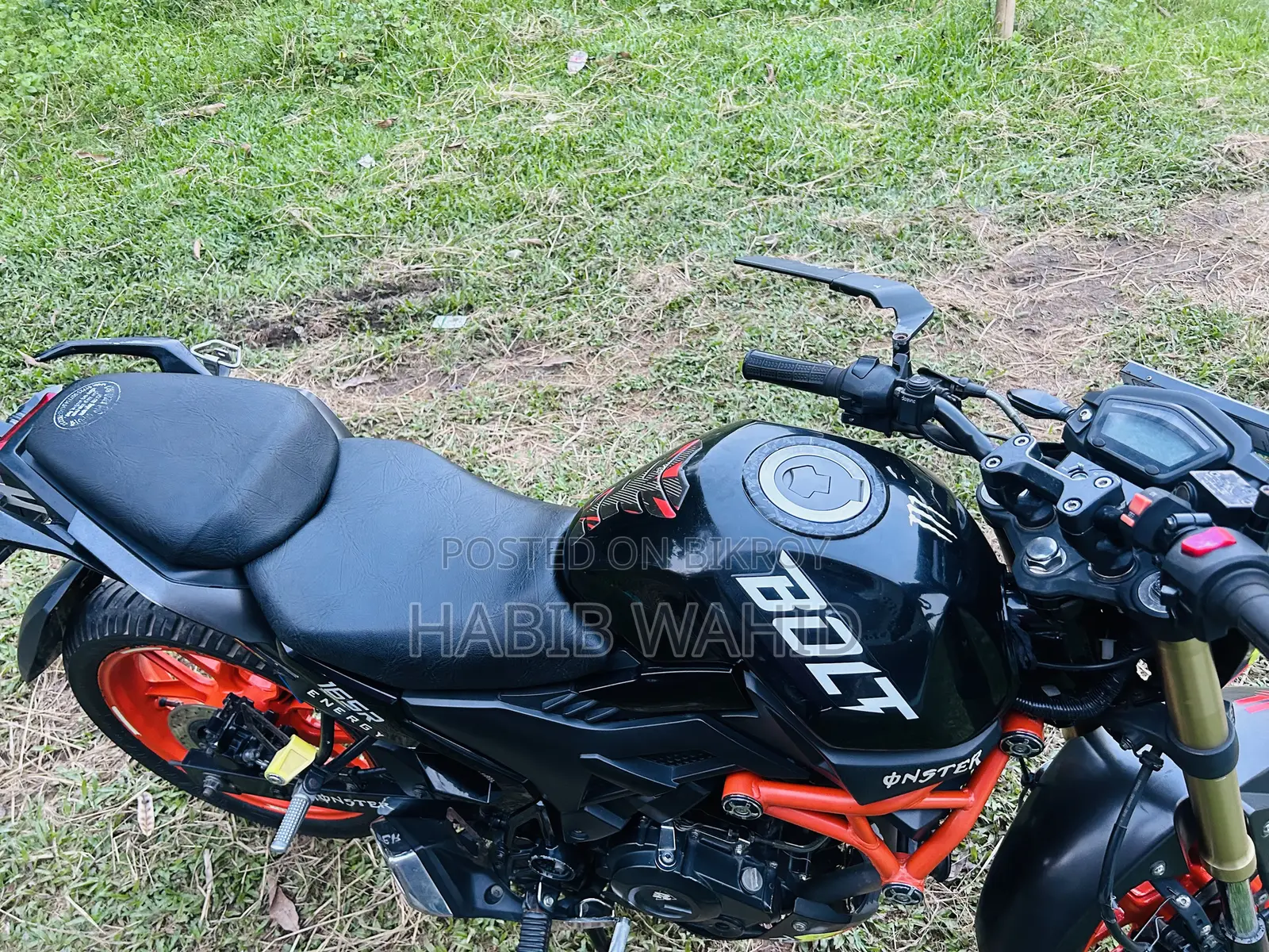 Runner Bolt 165R 2022 Black