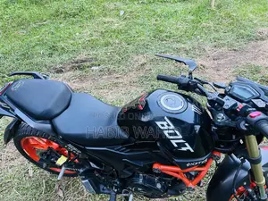 Runner Bolt 165R 2022 Black