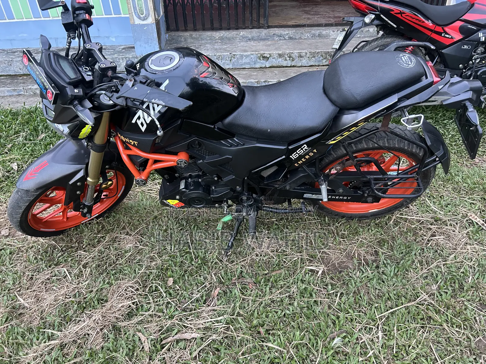 Runner Bolt 165R 2022 Black