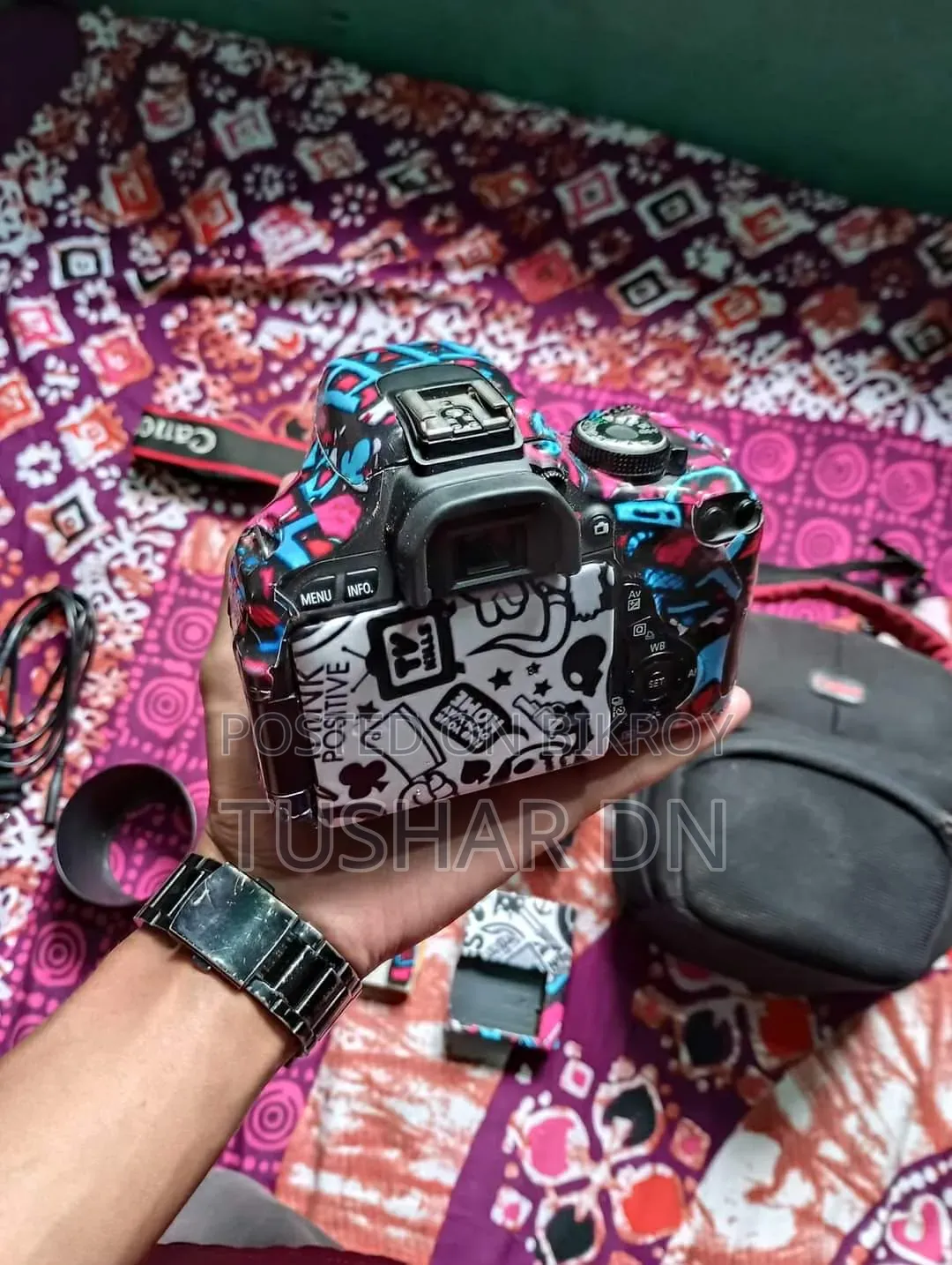 Canon 600D Camera with Kit Lens, Zoom Lens, Charger, Battery, and Bag