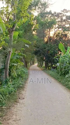 নোয়াখালী প্রযুক্তি বিশ্ববিদ্যালয়ের পাশে ২.৪ একর জমি বিক্রয় করা হবে।