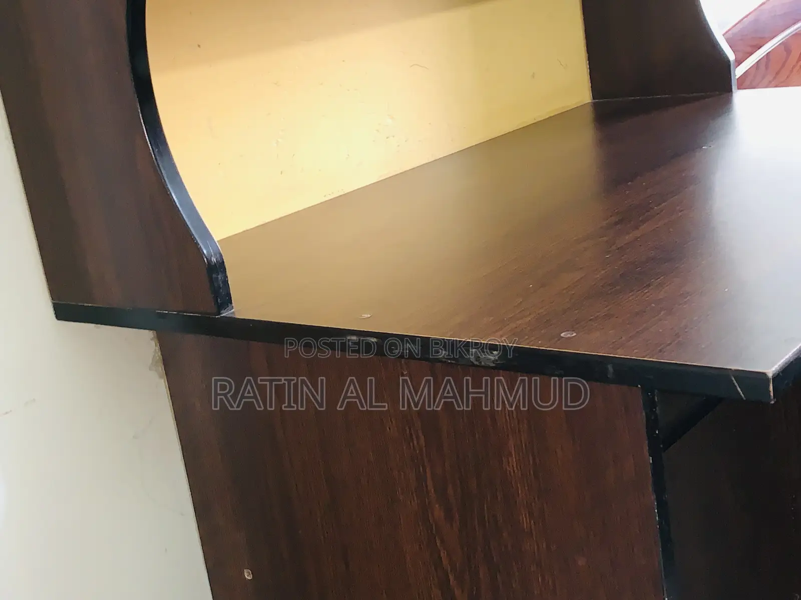 Reading Table