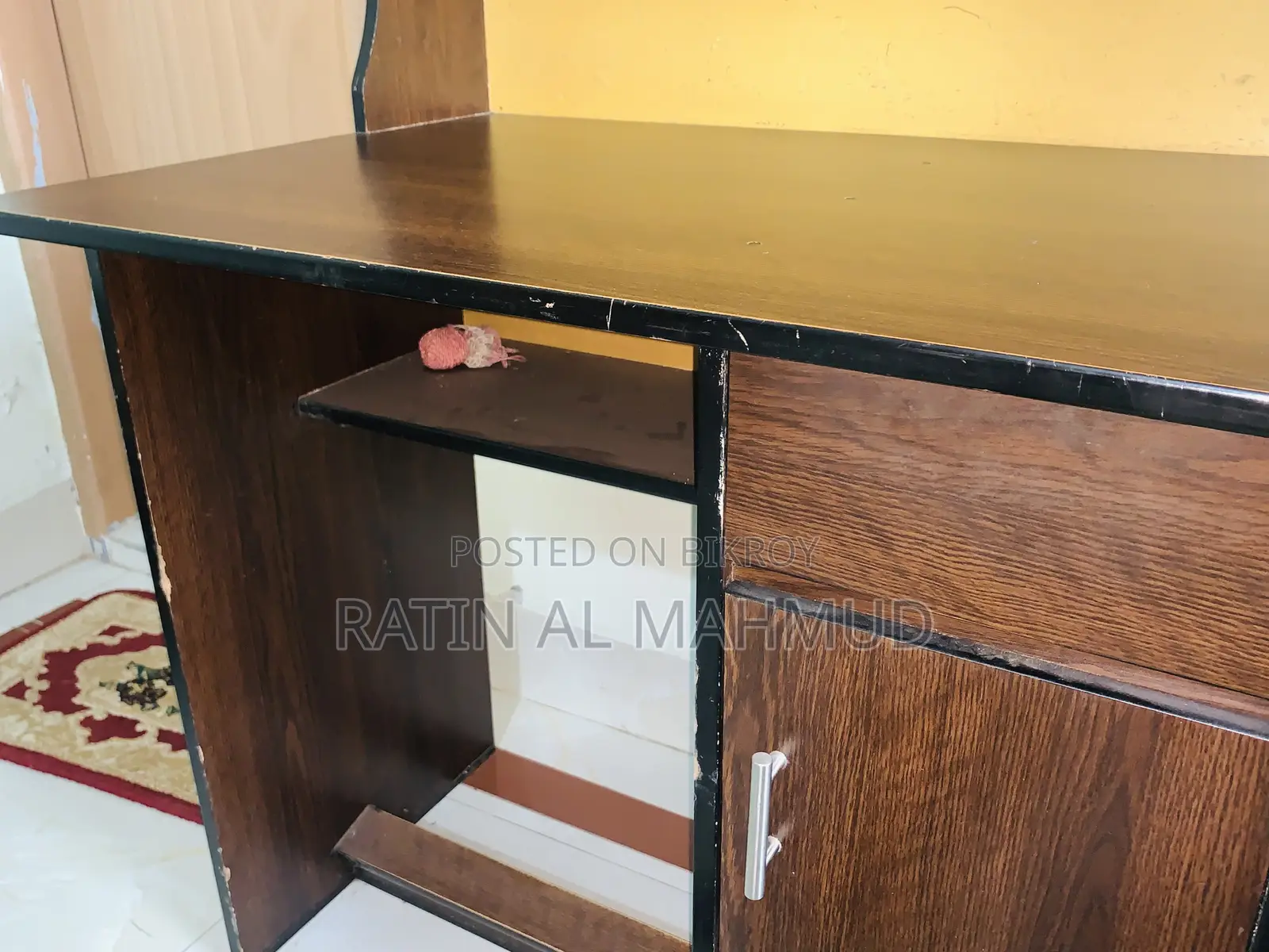 Reading Table