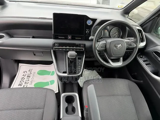 Toyota Noah 2022 Black