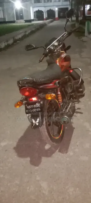 Bajaj Platina 100 2012 Red