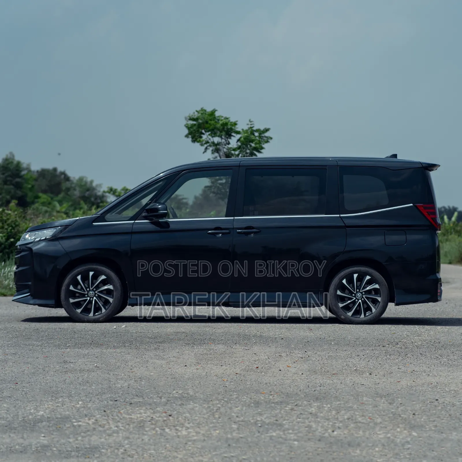 Toyota Noah 2022 Black