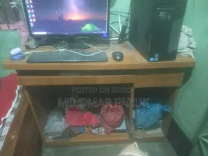 Desktop Computer Lenovo 12GB Intel Core I5 HDD+SSD 750GB