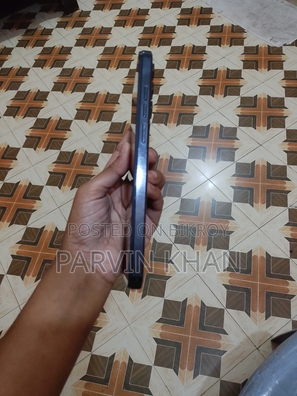 Mobile Phone 16 GB Black