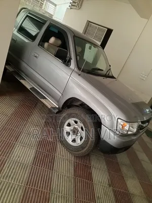 টয়োটা হিলাক্স ২.৫ ক্যাব ২০০৫ সিলভার