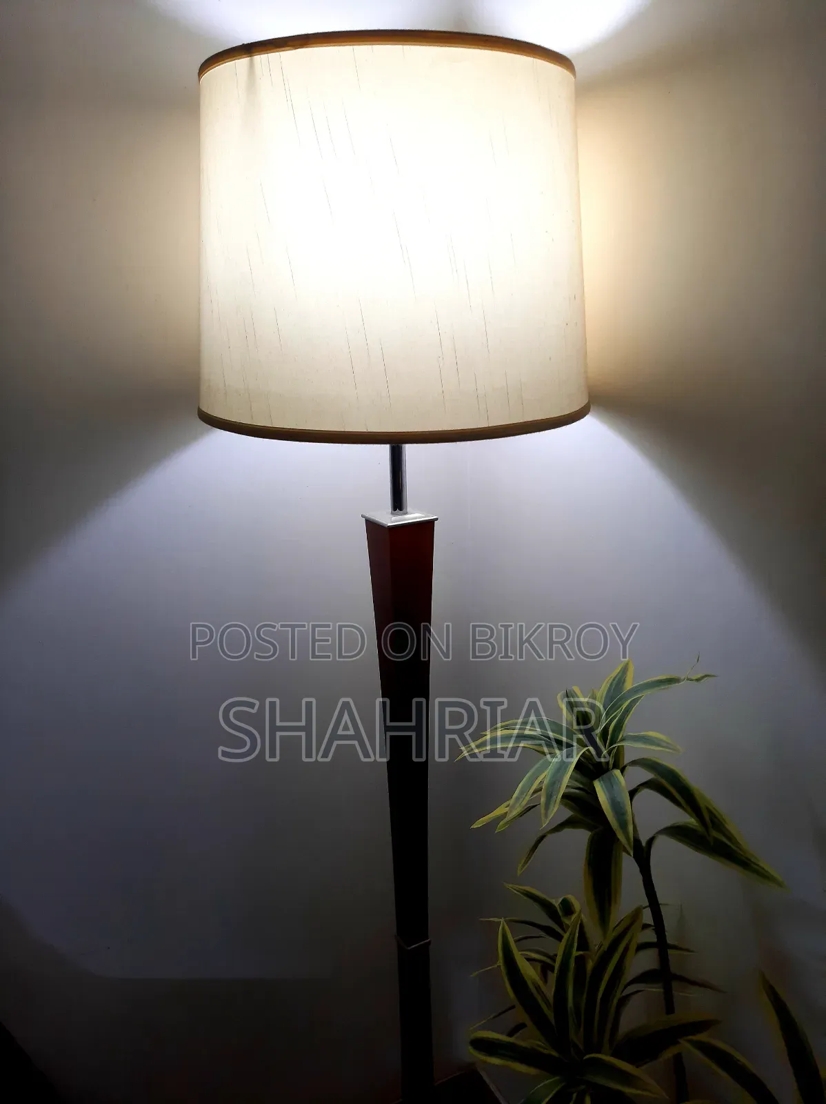 Wooden Floor Lamp for Sell
