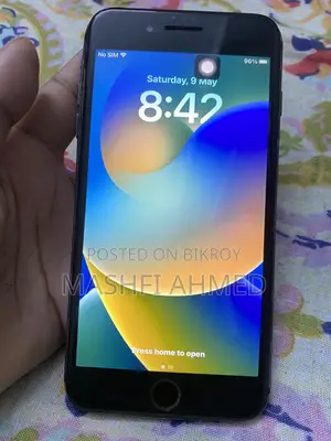 Apple iPhone 8 Plus 64 GB Black
