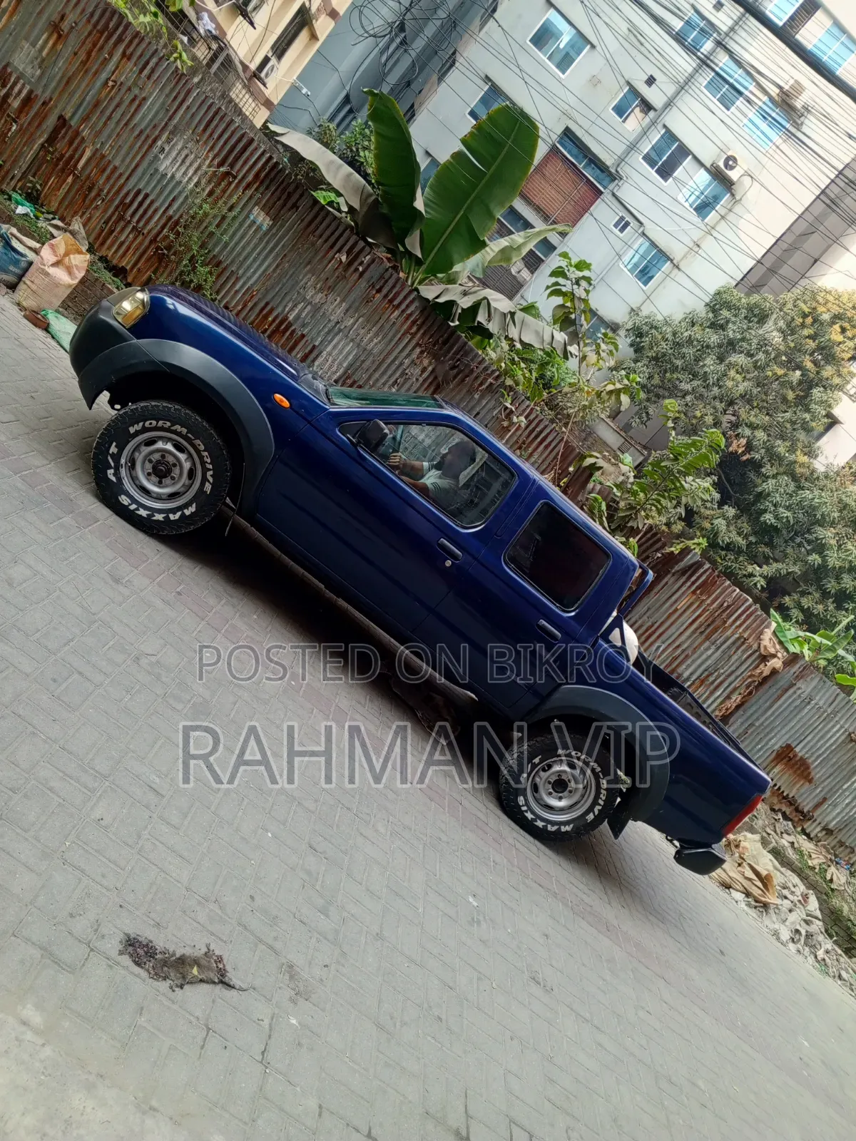Nissan Pick-Up 2006 Blue