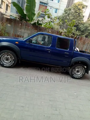Nissan Pick-Up 2006 Blue
