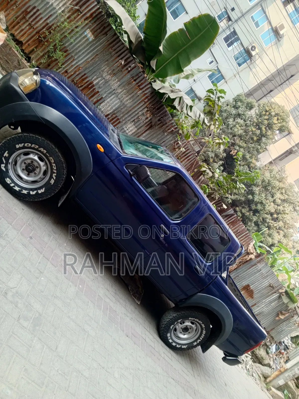 Nissan Pick-Up 2006 Blue