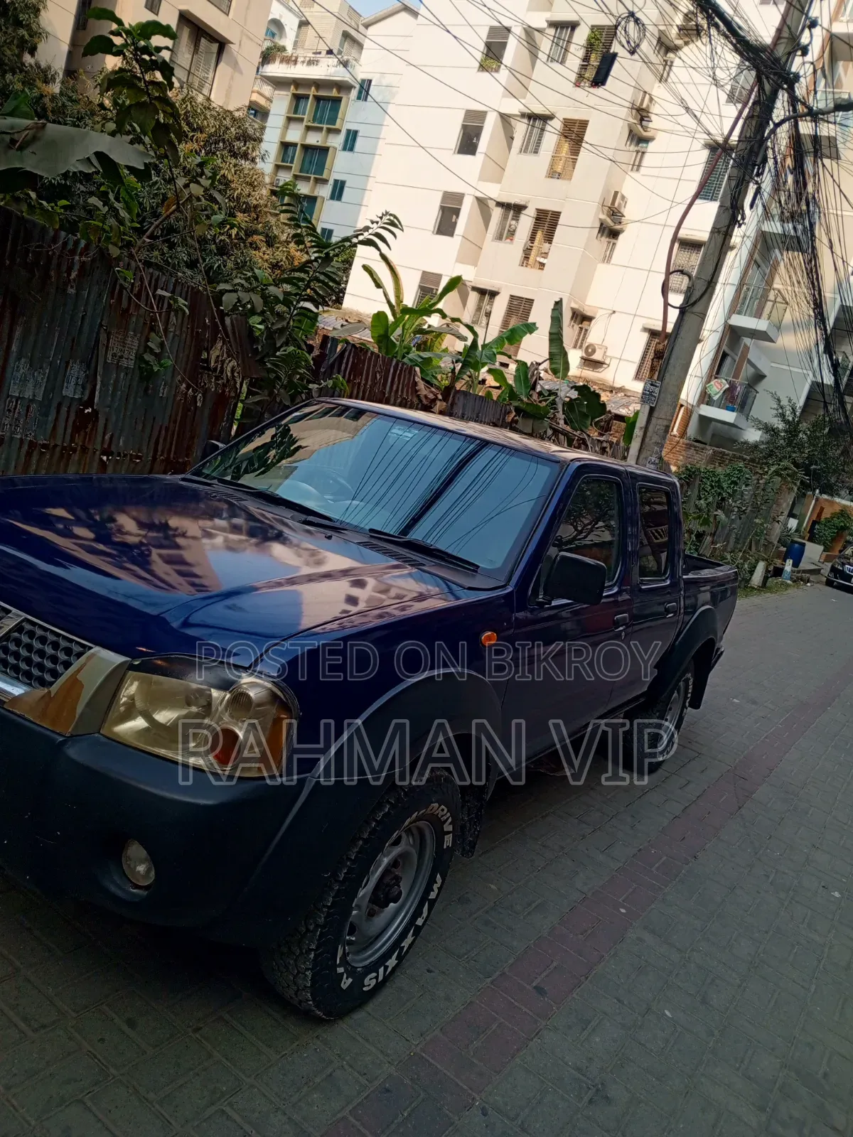 Nissan Pick-Up 2006 Blue