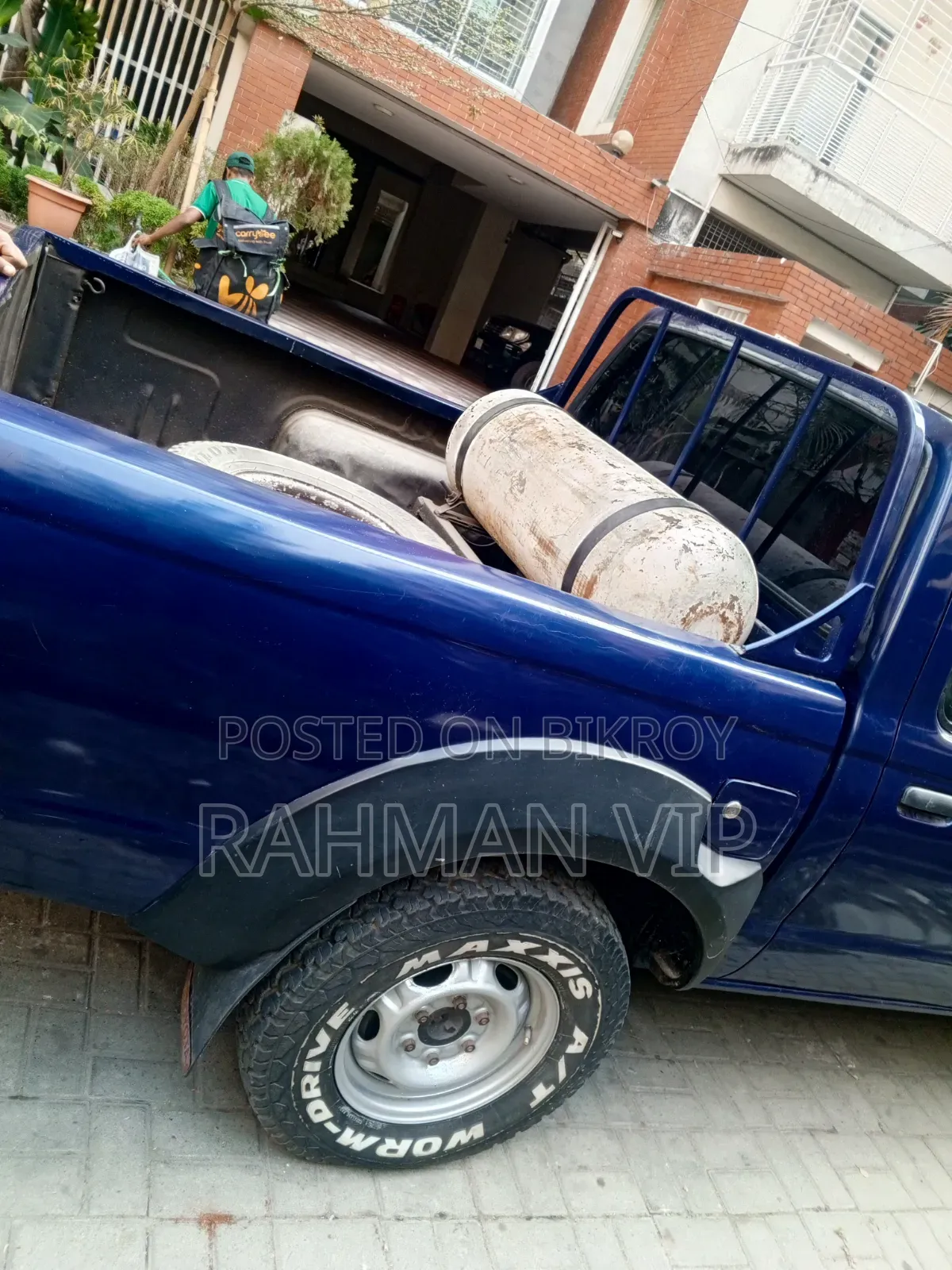Nissan Pick-Up 2006 Blue