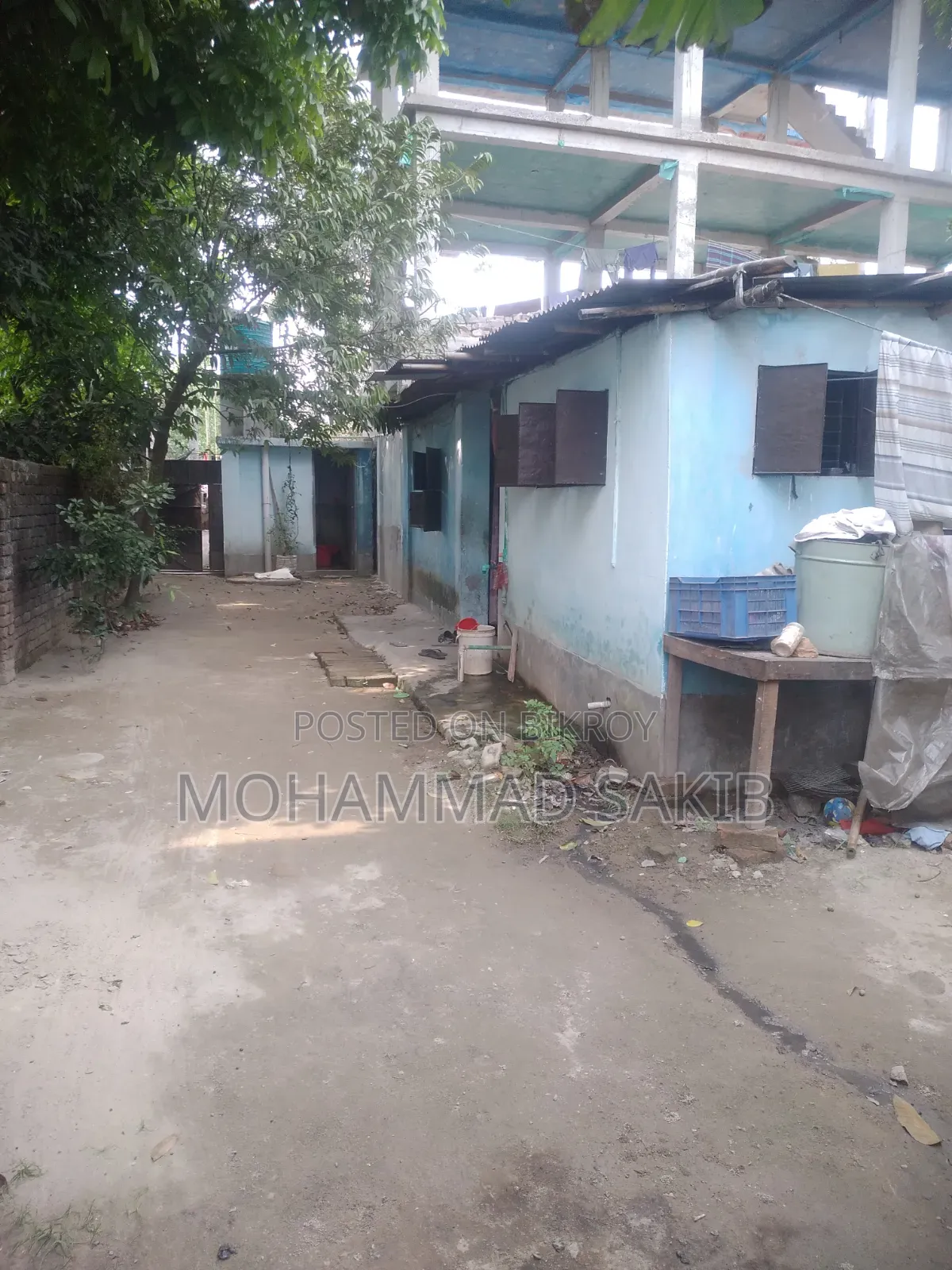 ৫ শতক জমি, ৩টি রুম, জরুরি বিক্রি