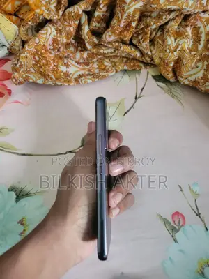 নতুন স্যামসাং গ্যালাক্সি এস২২ ৫জি ২৫৬ জিবি ব্ল্যাক