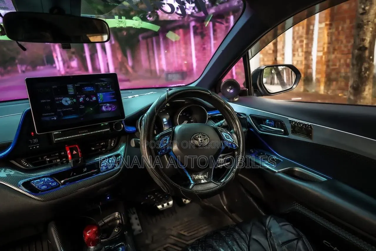Toyota C-Hr Limited FWD 2020