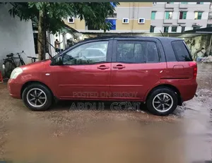 Toyota Raum 2006 Maroon
