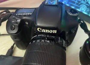 ডিএসএলআর Canon 7d, 18-135 52 মিমি লেন্স