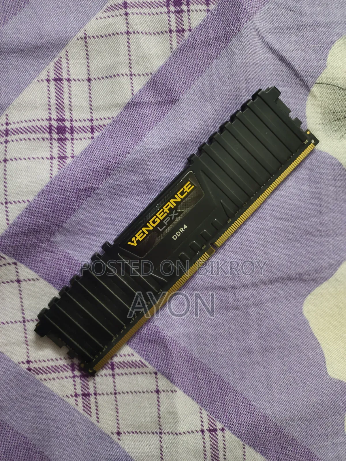 ৮জিবি ডিডিআর৪ ৩২০০মেগাহার্টজ র‍্যাম