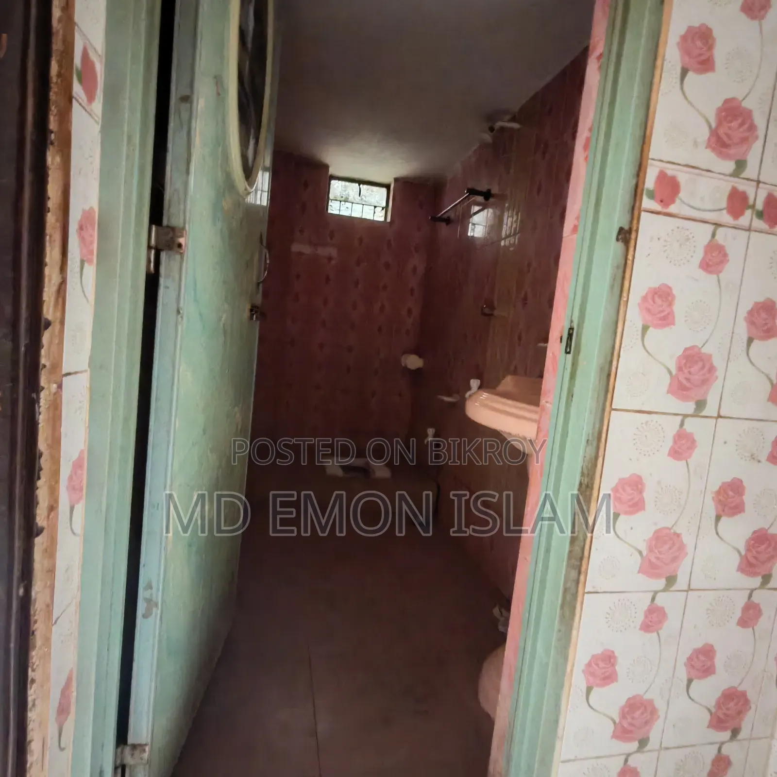 2bdrm House in Building, Demra for Rent