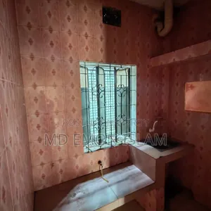 2bdrm House in Building, Demra for Rent