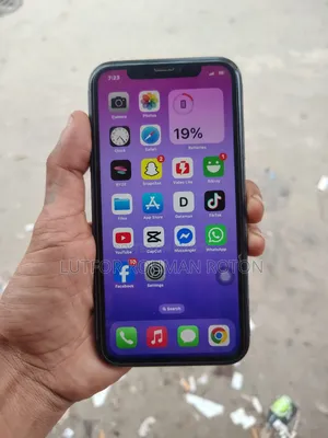 Apple iPhone XR 64 GB Black