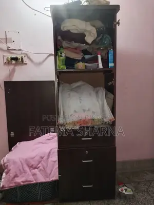 Used Almari
