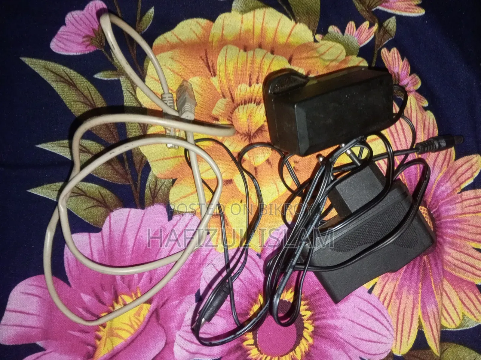 Router and ONU with charger, used for two and a half months