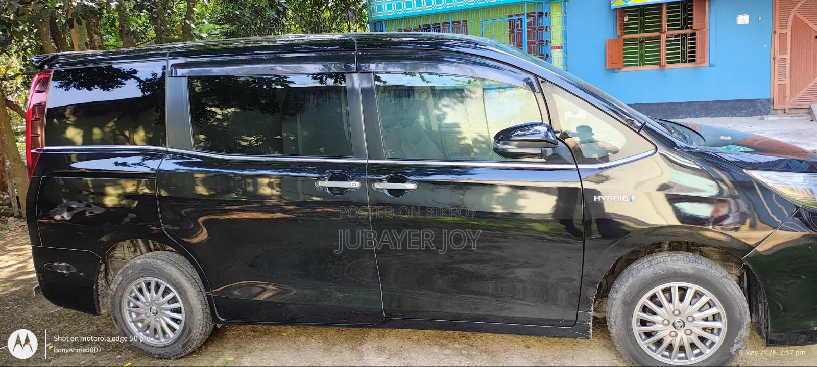 Toyota Esquire 1.8 FWD Hybrid (7 Seater) 2015 Black