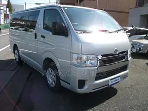 Toyota HiAce 2021 Silver